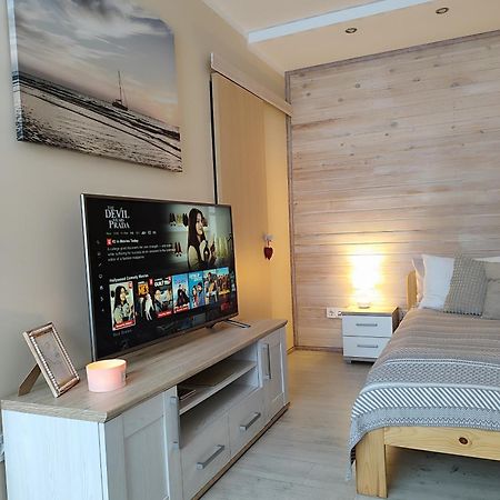Apartamenti Miera Osta Liepāja Extérieur photo
