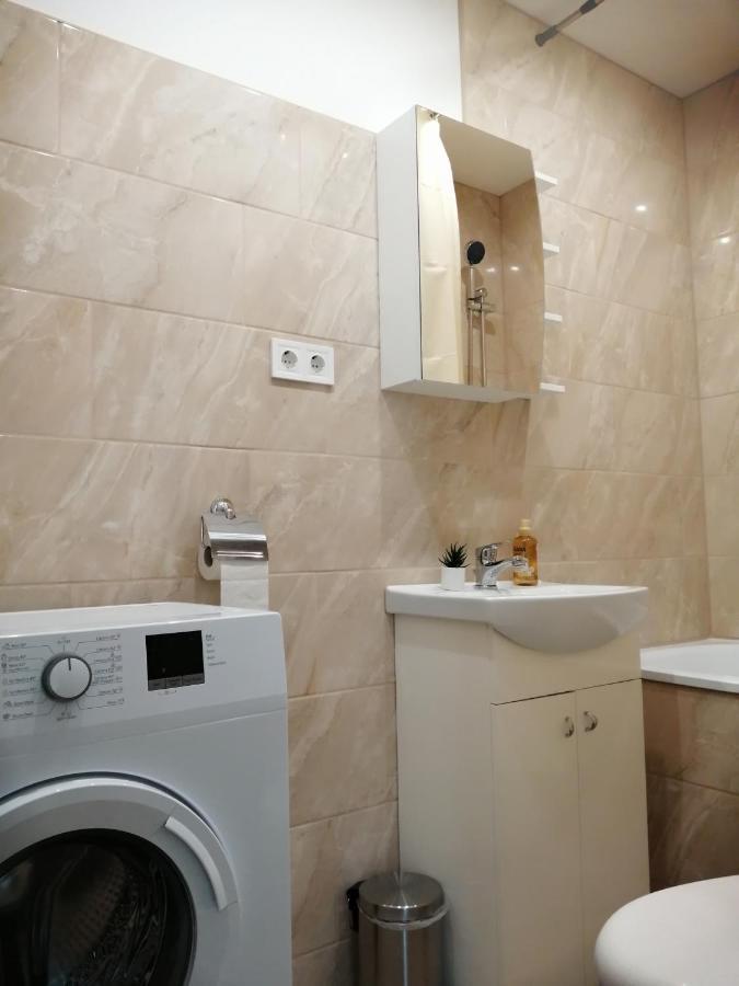 Apartamenti Miera Osta Liepāja Extérieur photo