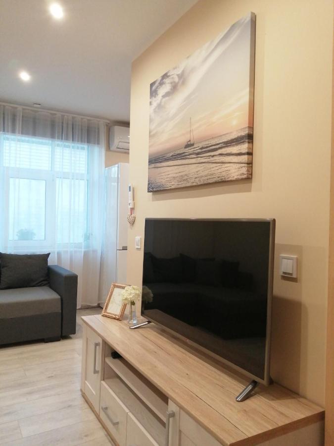 Apartamenti Miera Osta Liepāja Extérieur photo